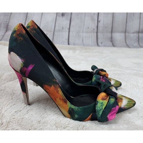 TED BAKER Women's Ryoh Pointed Toe Bow Accent Art Print High Heel Pumps Shoes 41 - Picture 4 of 7